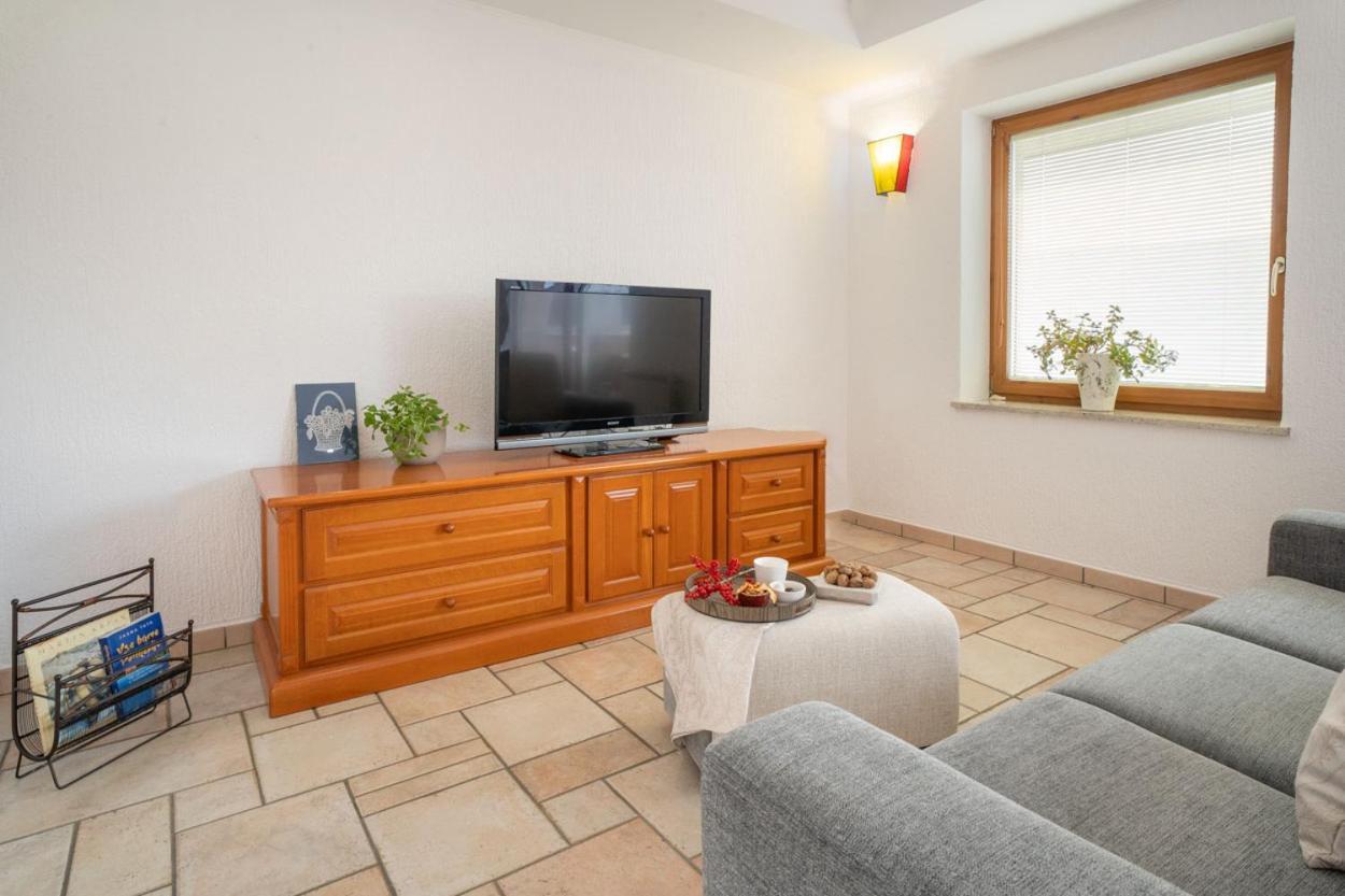 Apartment Ajdi Айдовшчина Экстерьер фото